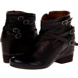 Miz Mooz Women's Fiji Bootie Sz 10